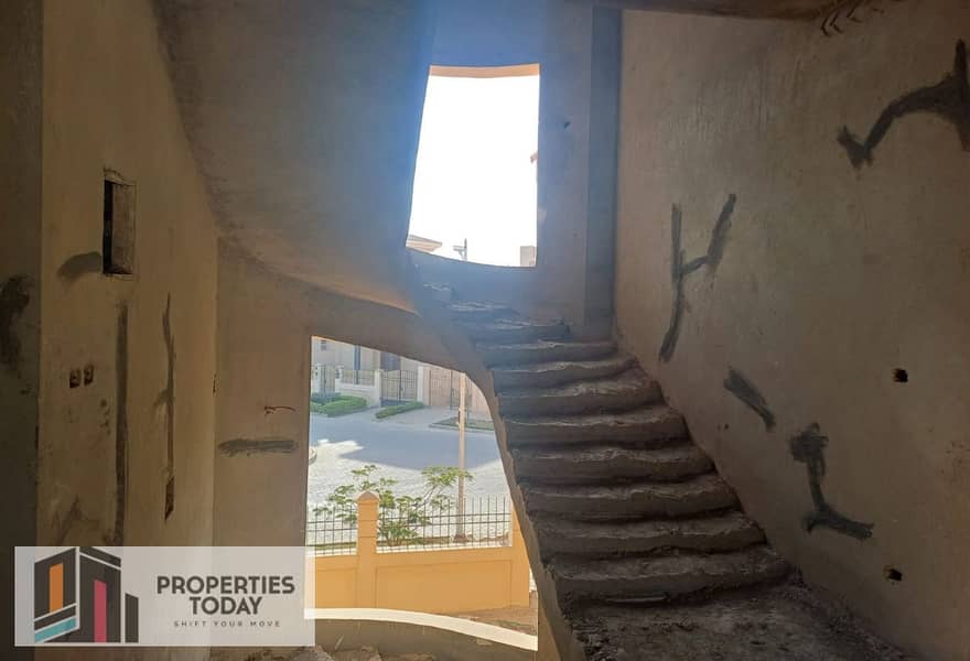 9 c813590c-a043-47bb-8815-e7617c05a140. jpg