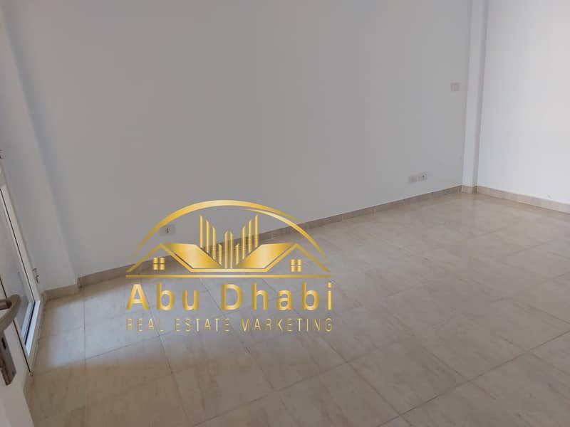 5 7e50277e-cf53-472b-96e7-df24a5bab093. jpg