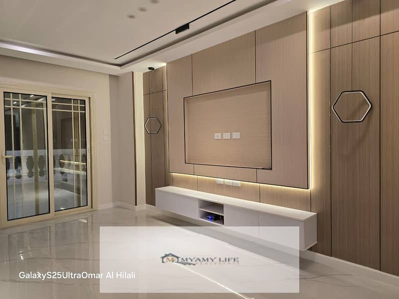 11 WhatsApp Image 2025-11-06 at 11.09. 26_b5a748e4. jpg