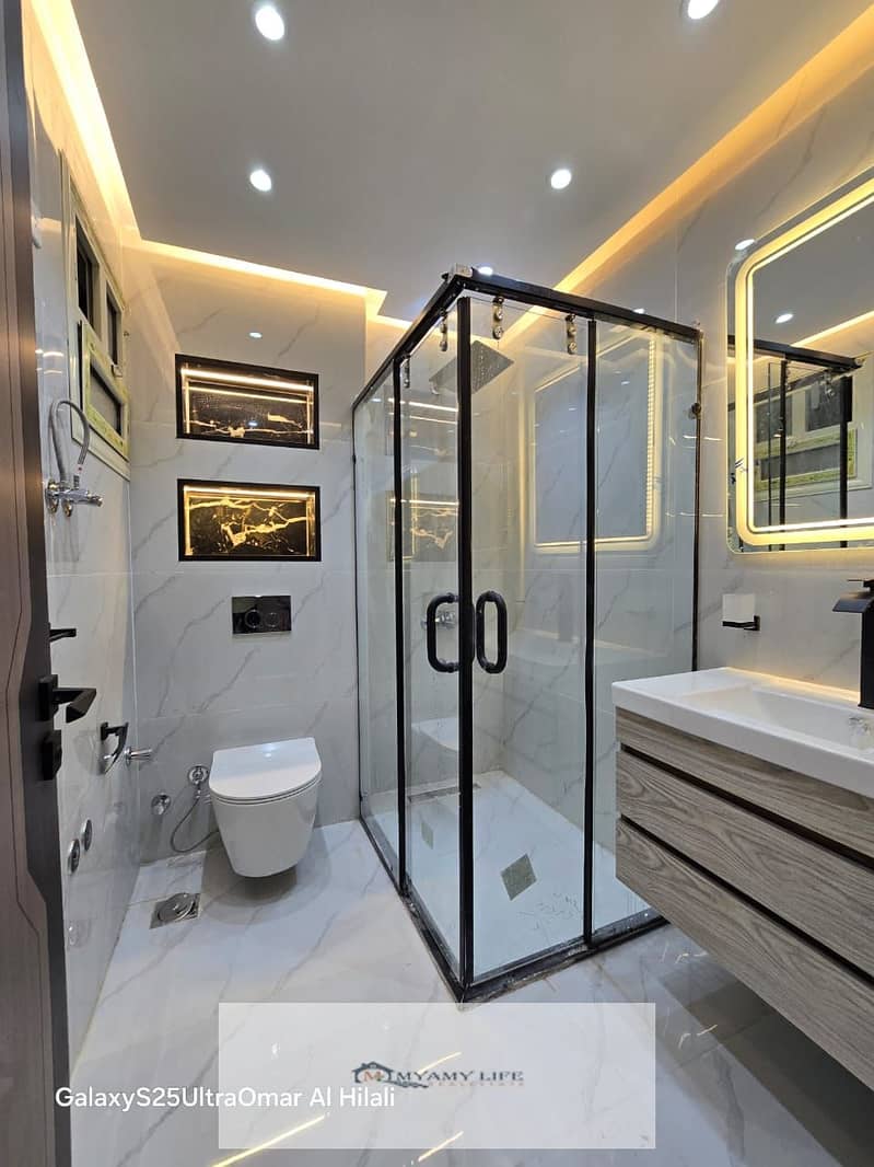 27 WhatsApp Image 2025-11-06 at 11.09. 31_e2ae5ec2. jpg