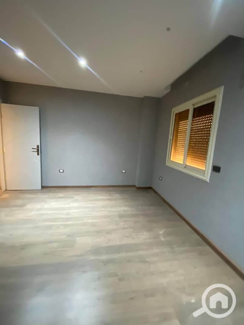 6 9b21e7ac-b430-41b7-82ca-8da495b5a2ee. jpg