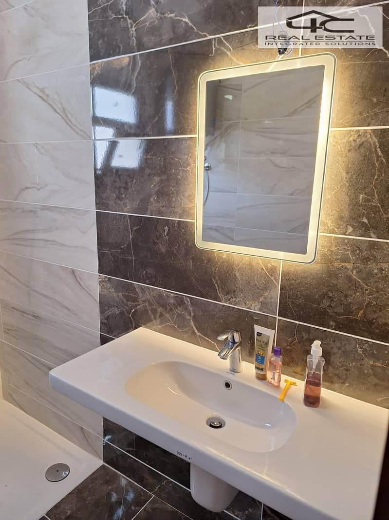 10 WhatsApp Image 2025-11-04 at 4.27. 07 PM (1). jpeg