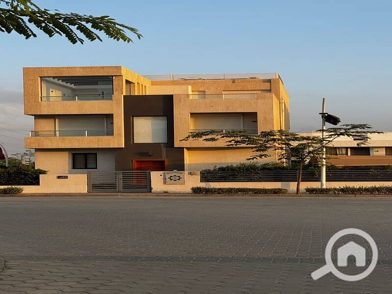 3 7b52b445-5a76-4867-9672-a22859785a41. jpeg