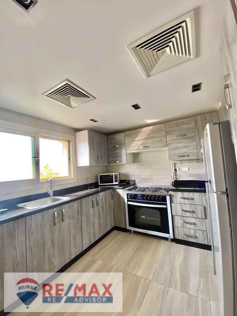 3 photo_5989998598206638504_w. jpg