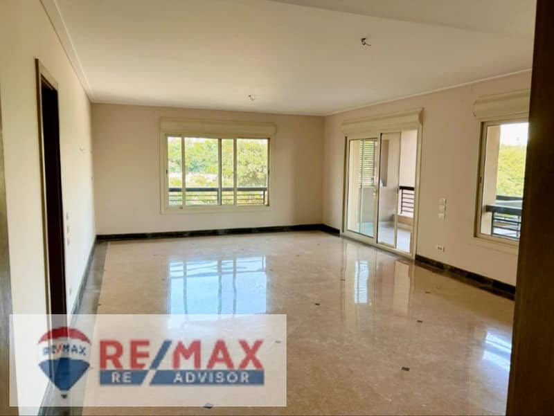 photo_6007906292548619188_y (1). jpg photo_6007906292548619188_y (1). jpg