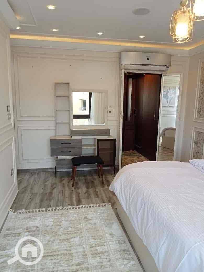 15 526f5055-df2c-4f8d-8aa9-d3399e507fa8. jpg