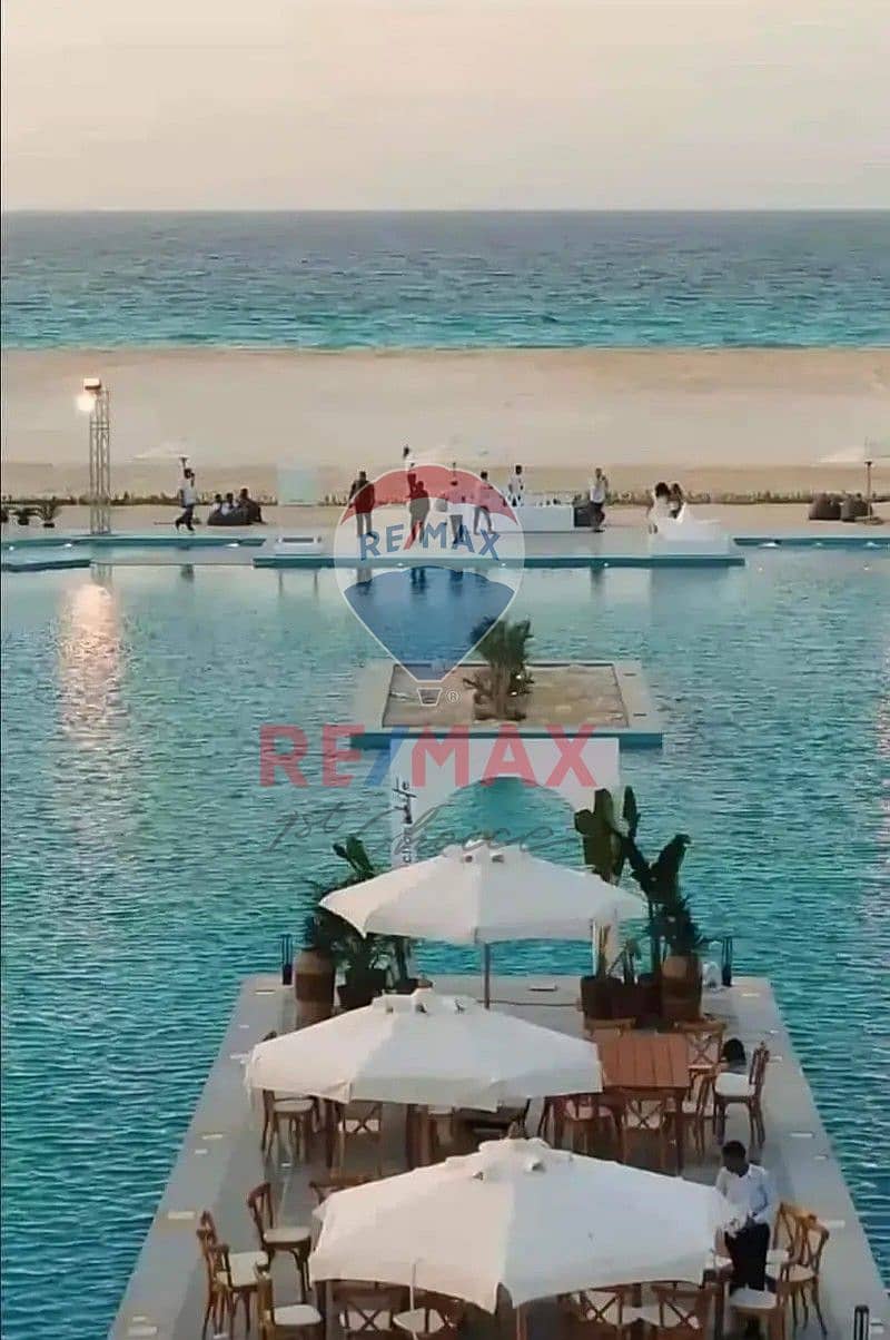 13 cf3c5b68-5abe-4cfd-97c4-ad5053bb4eee. jpg