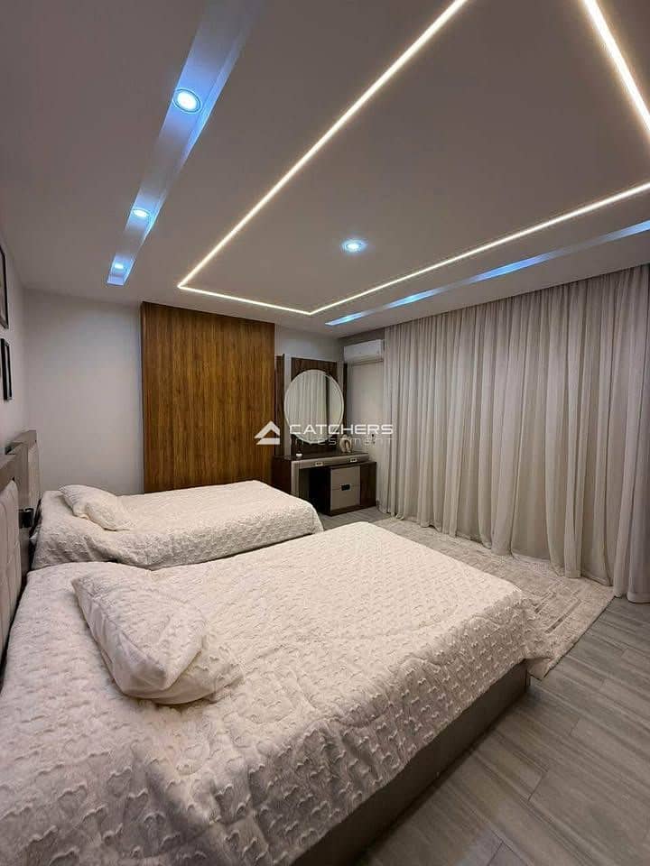 6 567756077_1345337920572701_3913350345751493528_n. jpg