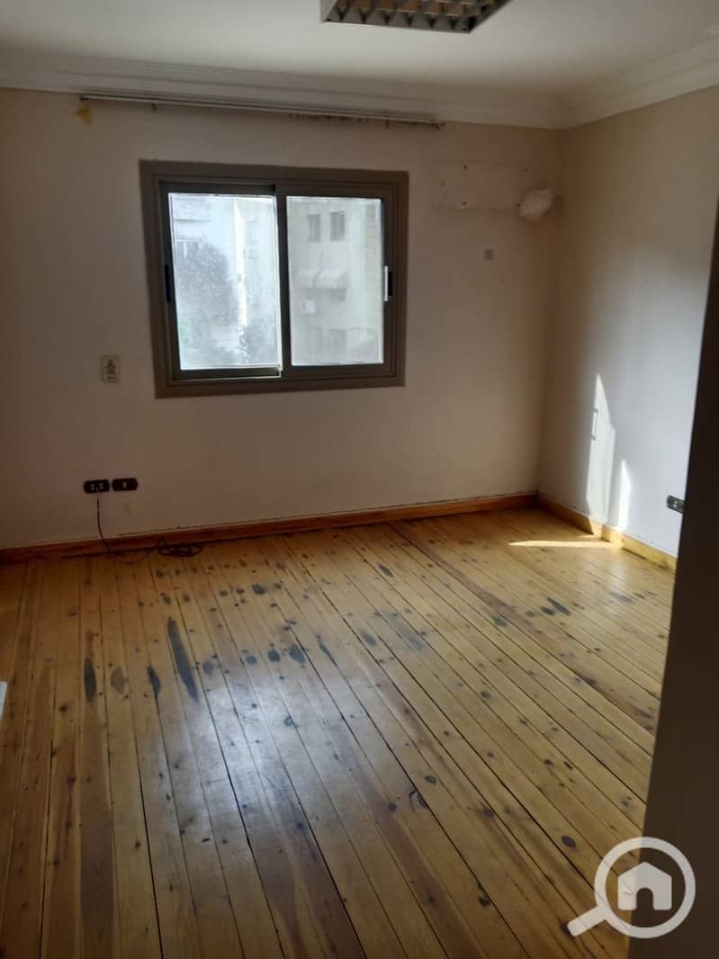 8 c6bb1f1c-dd12-4491-86b9-29d19d8185ed. jpeg