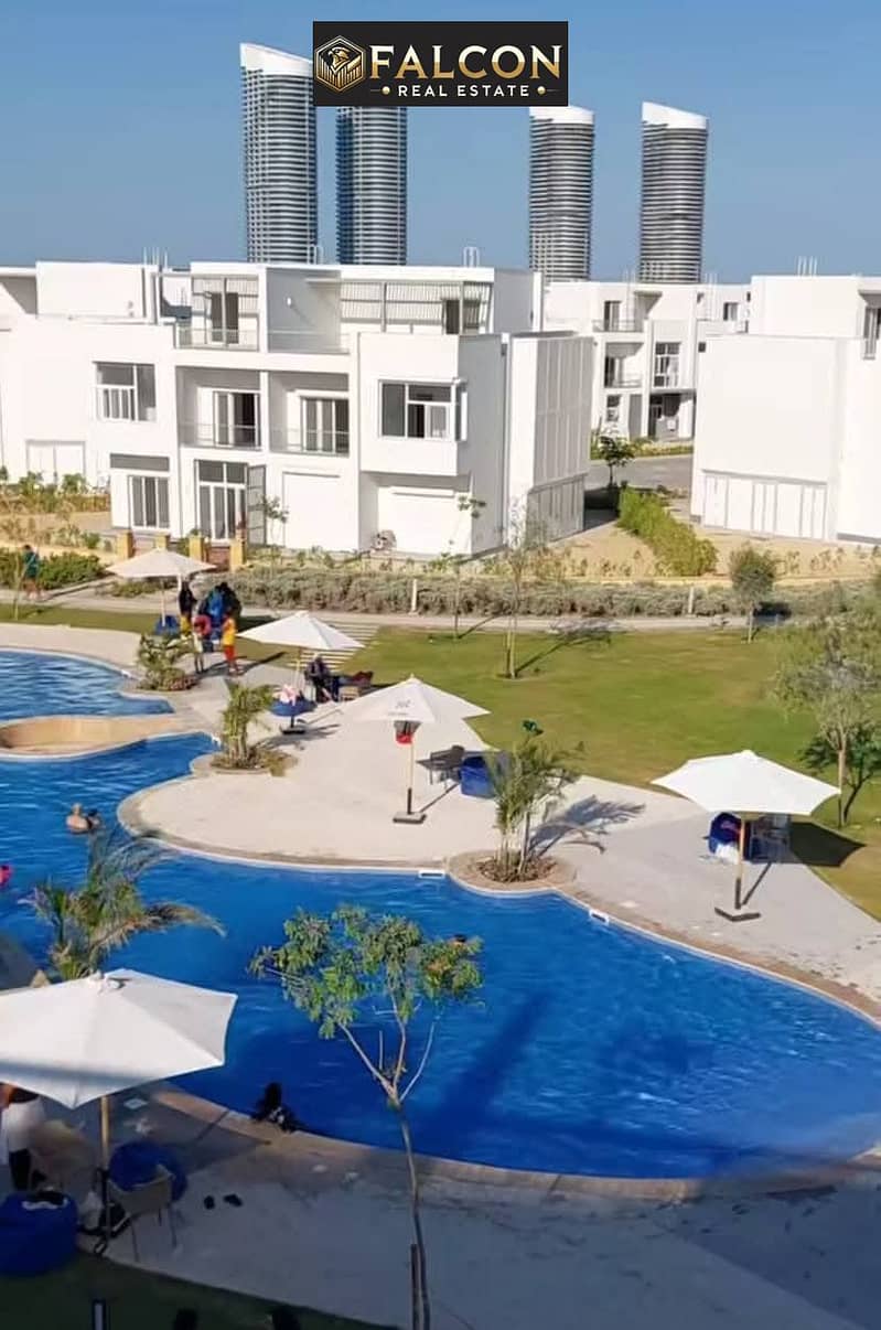 4 574573459_1962227854689716_7092003618555481279_n. jpg