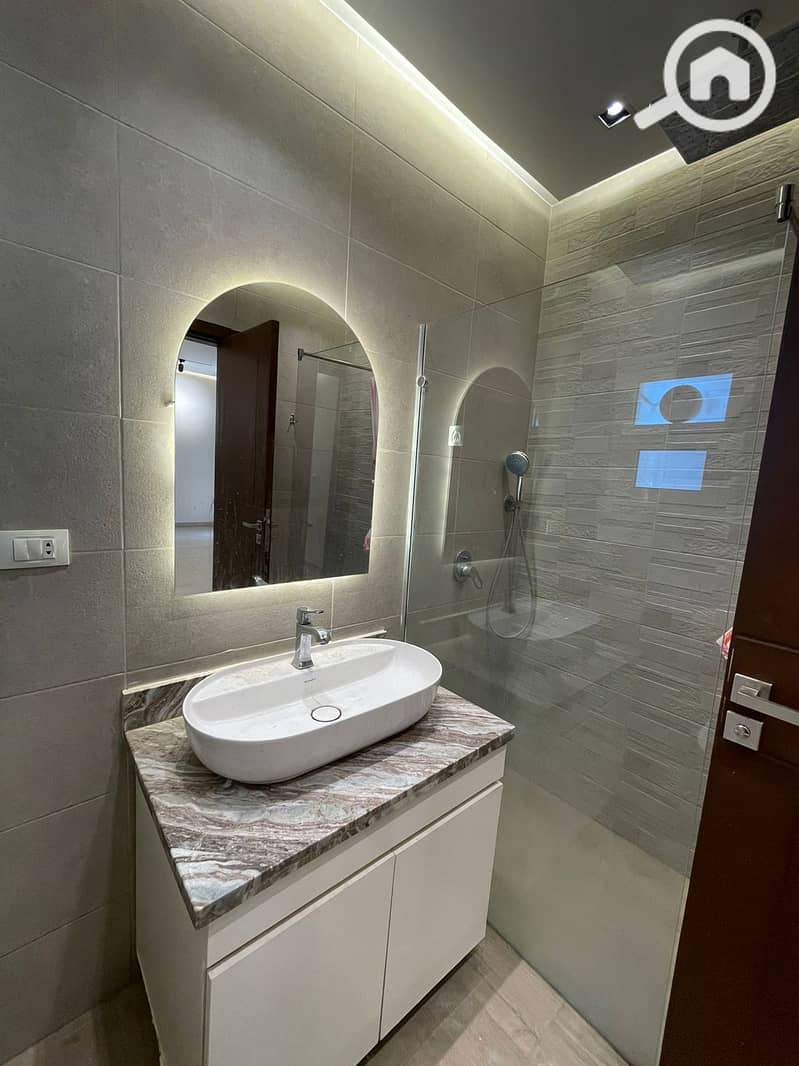 5 WhatsApp Image 2025-10-27 at 1.42. 10 PM (3). jpeg