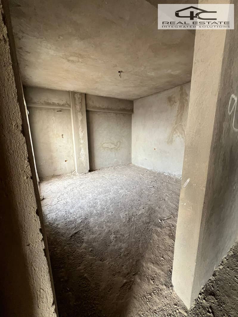 2 3ba61f18-201d-4997-8ed9-73e5118ceec7. jpg