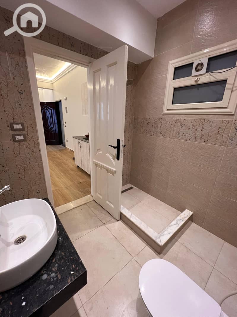 5 WhatsApp Image 2025-11-06 at 3.07. 32 PM. jpeg