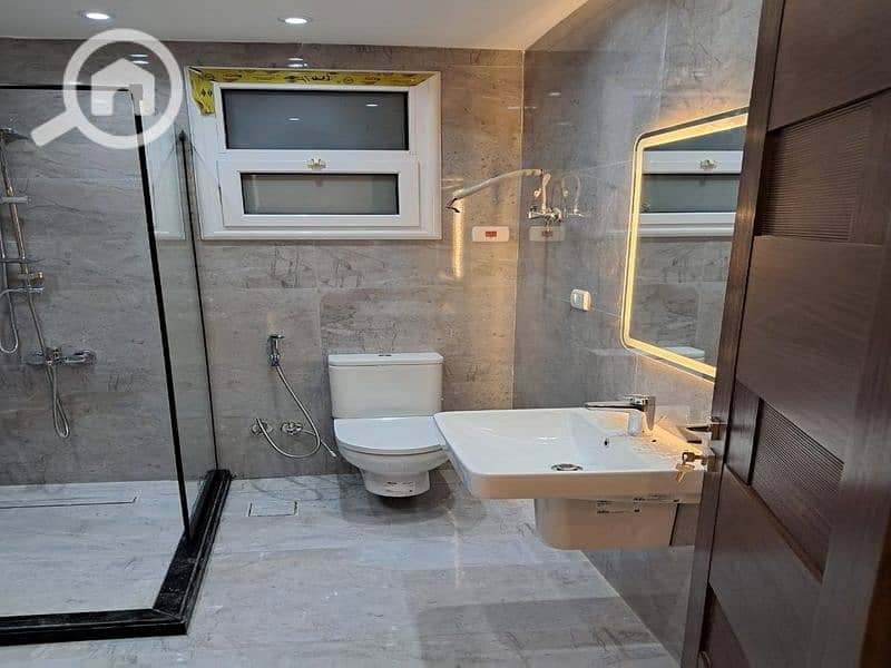 2 9edce368-9cbc-45e6-ae58-9cb5e8d52428. jpg