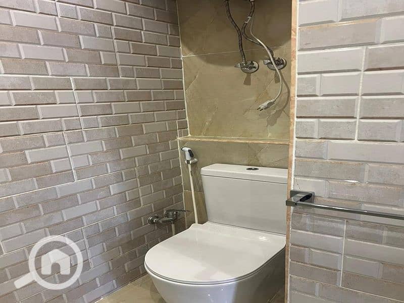 3 96e27335-3a92-47cf-8432-35c4fb739da0. jpg