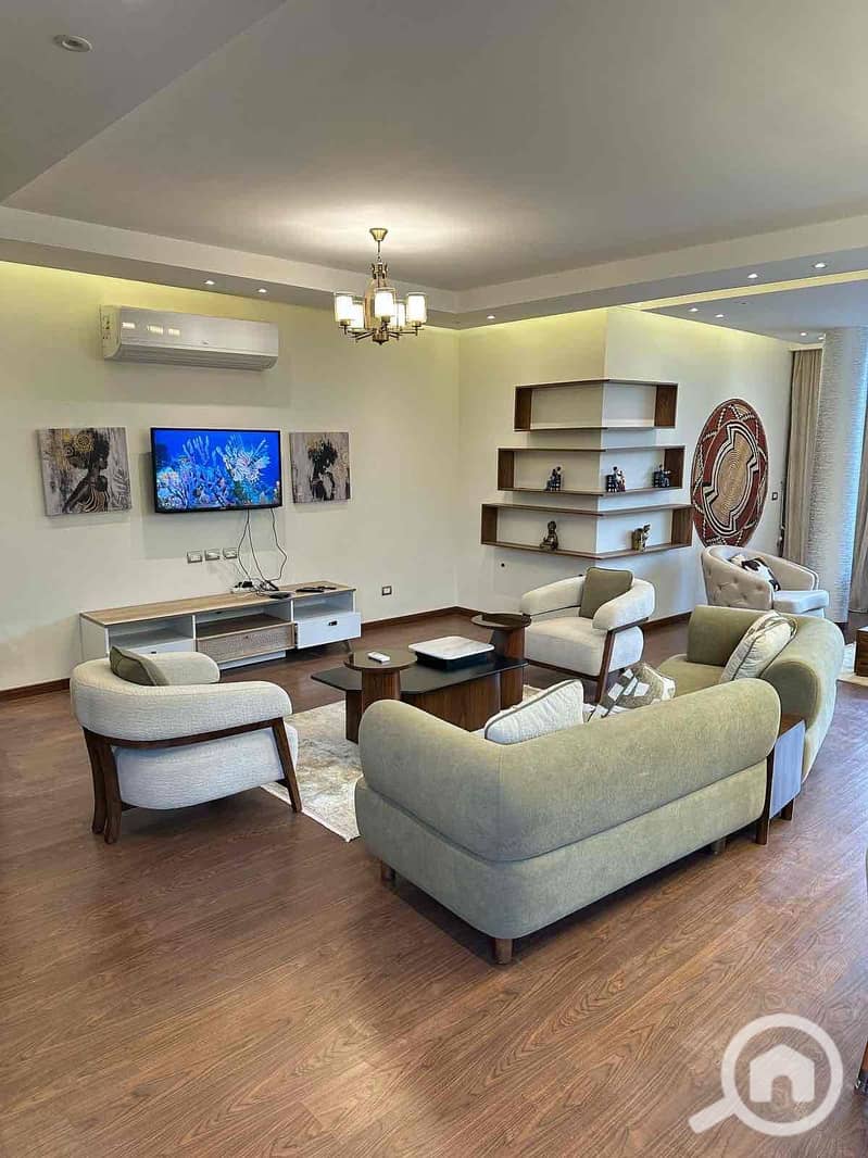 25 4b45f6ef-8469-4a75-b005-cd1d27a9a85d. jpg