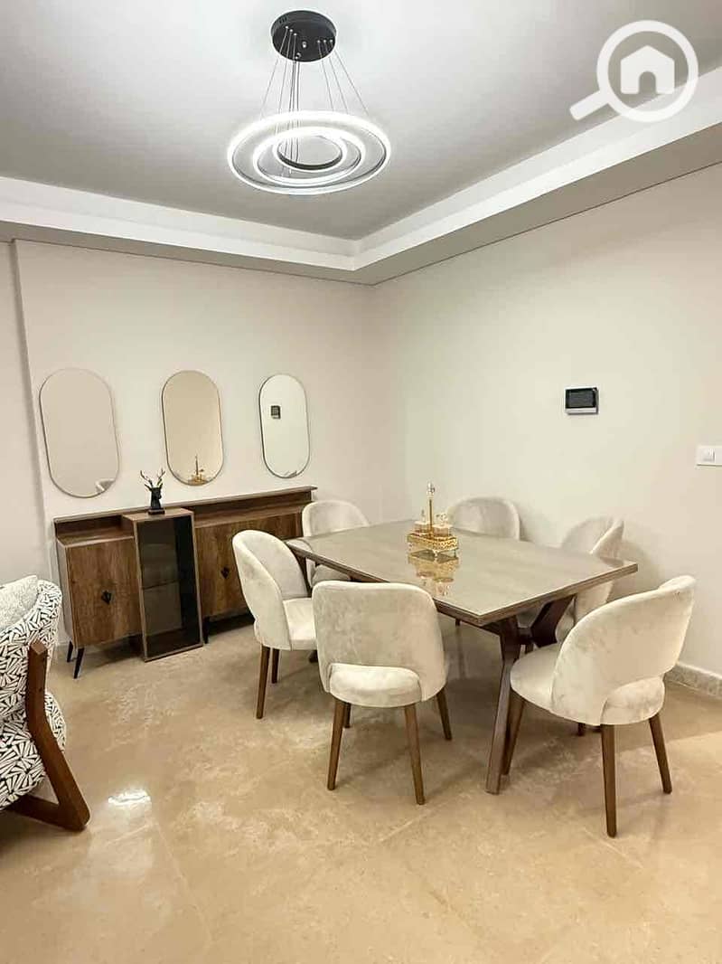 15 f21b8359-3e70-4d19-b656-6c91ad88da65. jpg