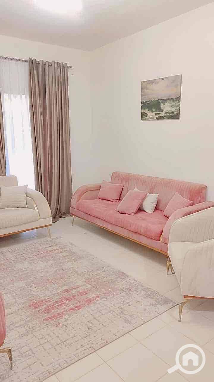 4 eb1d73c1-9419-42aa-8f65-2d55eb745c1c. jpg