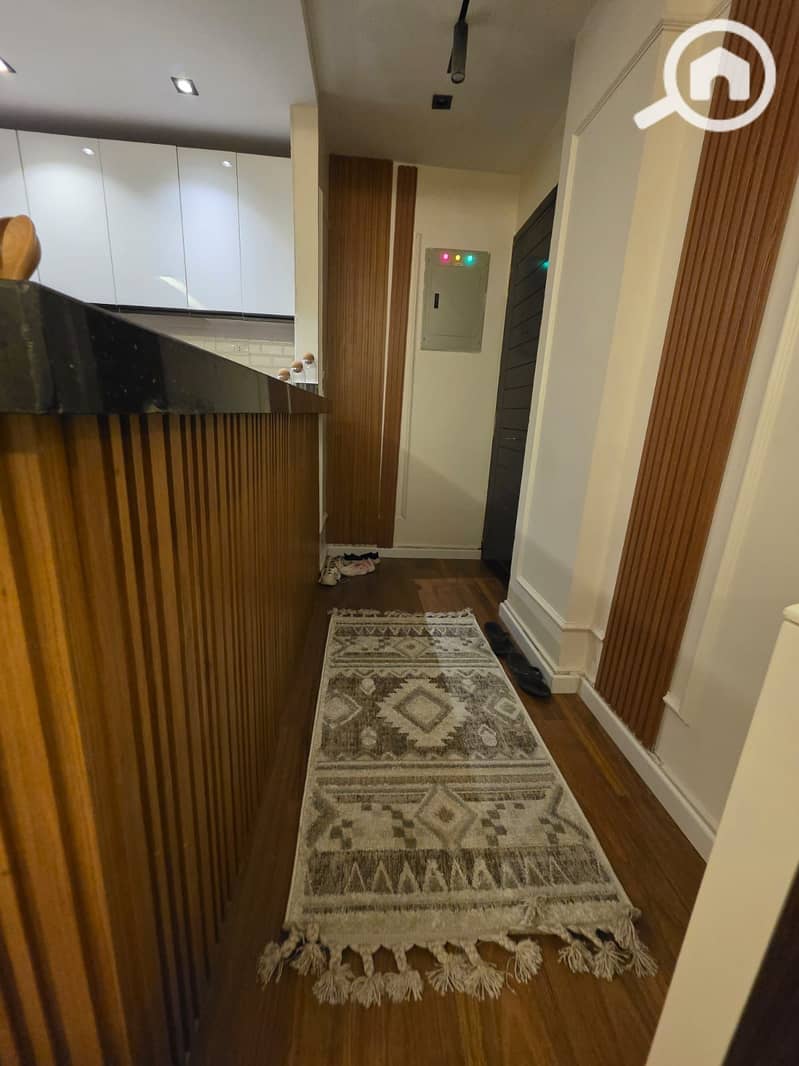 7 07e34e53-417e-42ae-918b-9dba1675bdcd. jpeg