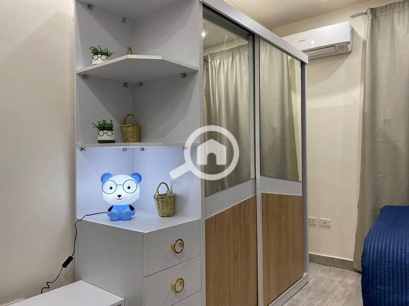 5 e38d147b-1329-4ed2-ae55-d9b28a1bdd36. jpeg