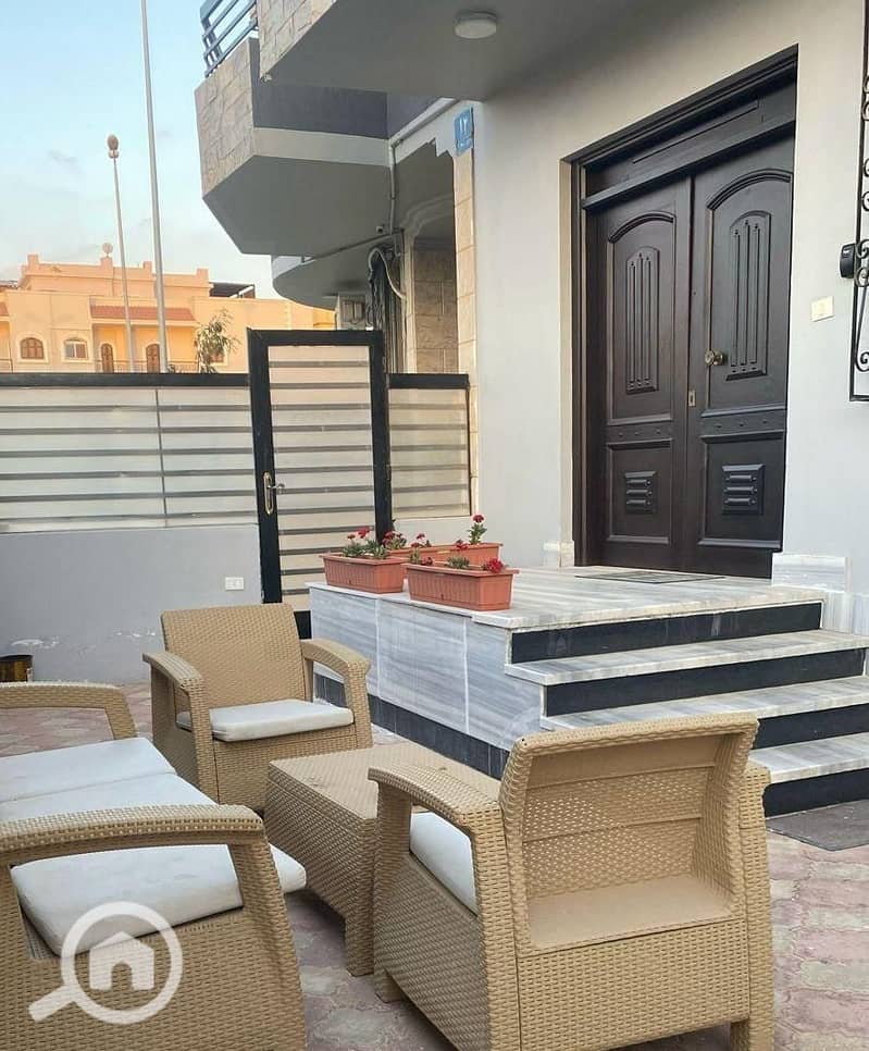 8 916e2ac6-60b5-44d9-a50d-96f26cf05d3b. jpeg