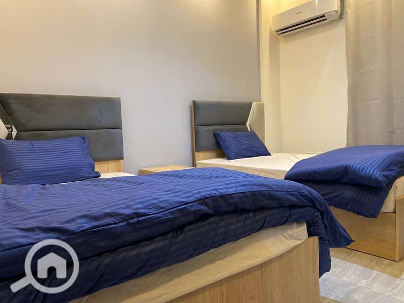 13 5f14f61d-22f8-4c31-89de-ca533aa3a315. jpeg