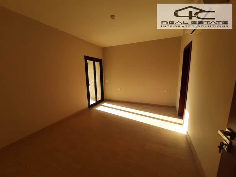 16 WhatsApp Image 2025-11-06 at 2.06. 19 AM. jpeg