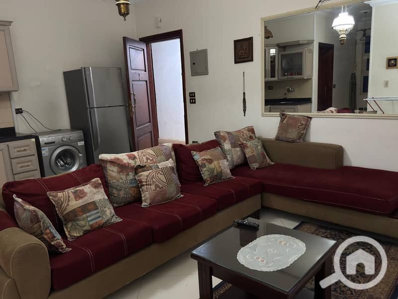 2 3e046f12-72ee-451e-8503-7bf0ec44e62e. jpeg