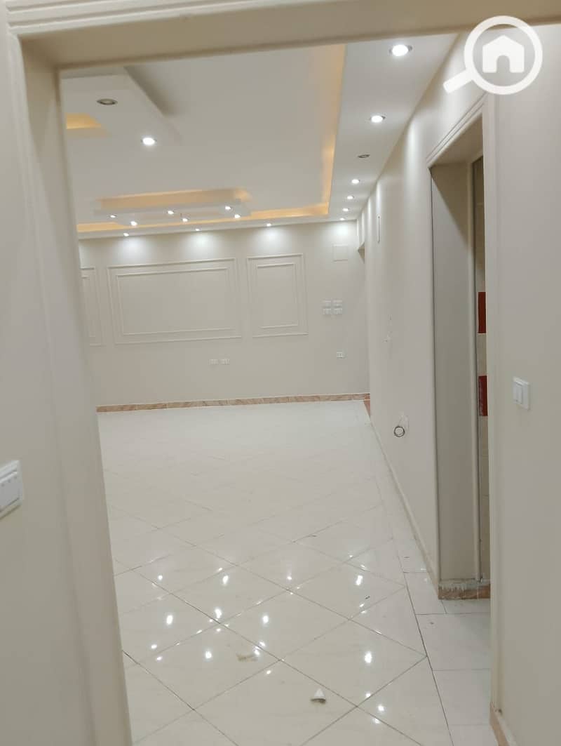 2 WhatsApp Image 2025-11-05 at 16.49. 23_855f5cf5. jpg