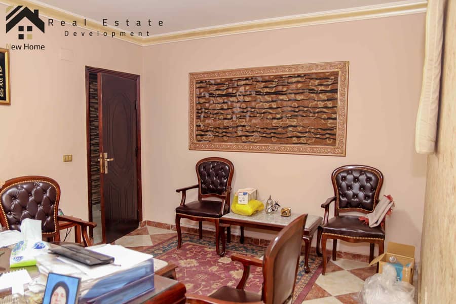 12 WhatsApp Image 2025-11-05 at 13.31. 36_553cd3cd. jpg