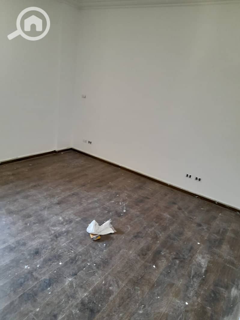 7 WhatsApp Image 2025-10-16 at 11.54. 58_309c07e2. jpg