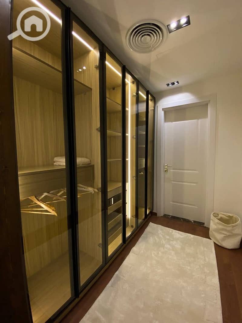 8 c749d3db-8ddd-4bd3-9bcd-75a343c5e045. jpeg