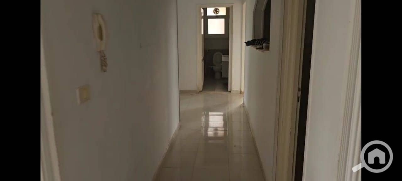 4 dabfc70c-ca29-4fd9-9fbb-d9d0dd3a3f6f. jpeg