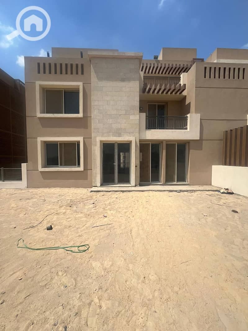 11 ce68e4a5-71c3-476f-82c7-581bf3c4238f. jpeg