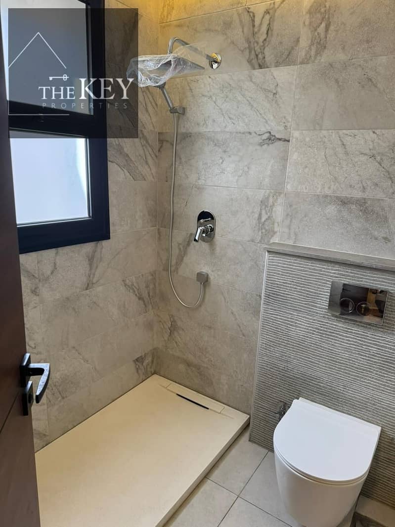 17 WhatsApp Image 2025-11-06 at 3.44. 57 PM (2). jpeg