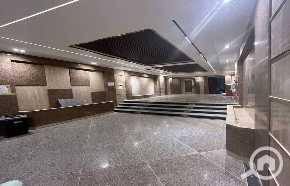 2 WhatsApp Image 2025-11-03 at 8.51. 00 PM_1400x900. jpg