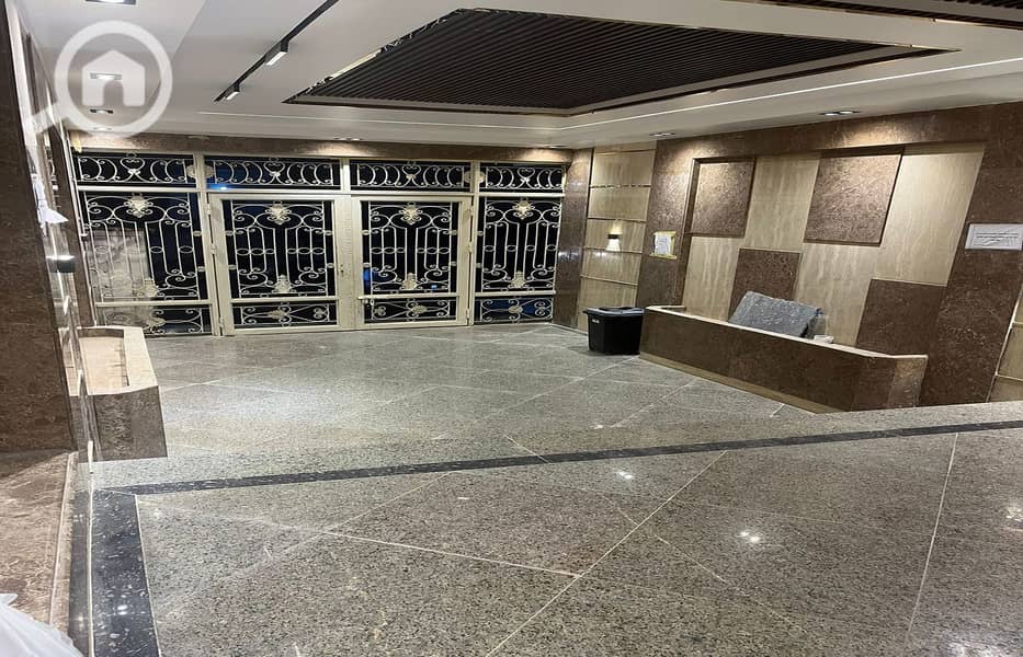 4 WhatsApp Image 2025-11-03 at 8.51. 02 PM_1400x900. jpg