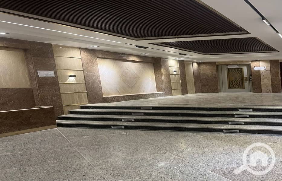 5 WhatsApp Image 2025-11-03 at 8.51. 04 PM_1400x900. jpg