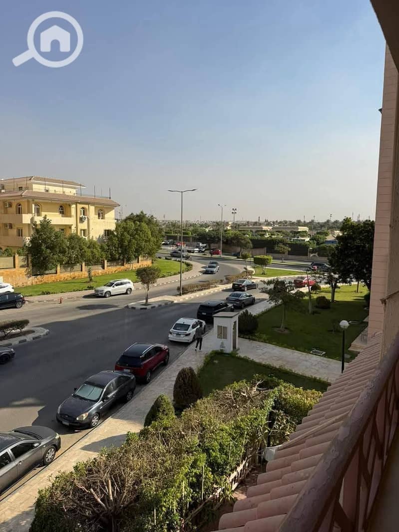 11 98eda5e6-057c-4b42-8e87-082a405fe4e4. jpeg