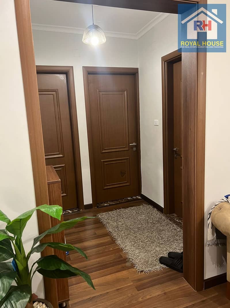 7 a66ebd43-2233-43c0-9907-7737bc3ff984. jpg