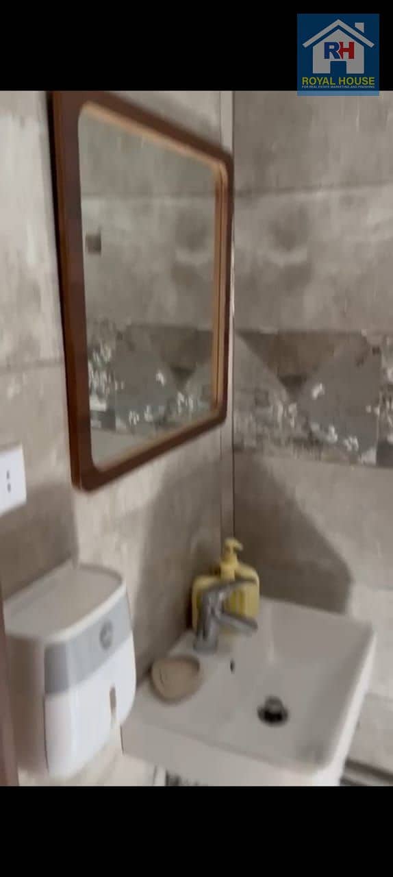 19 WhatsApp Image 2025-09-20 at 10.39. 21 AM (2). jpeg