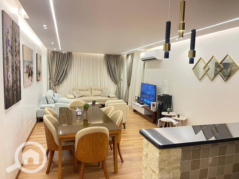 3 f5aae0fc-1873-4810-84f7-ba7c87e180c3. jpeg