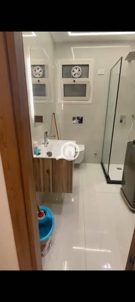 6 981b6c80-2366-4945-bb27-e3b8c1ca00e1. jpg