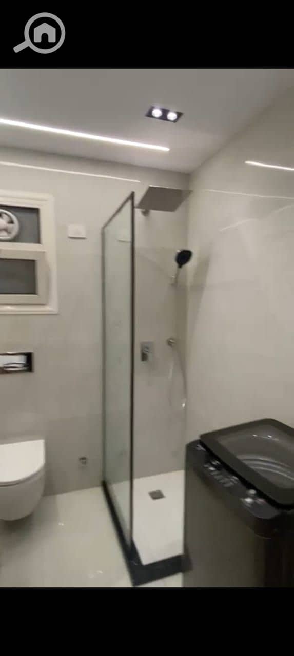 8 d24f6597-39e2-478c-9779-2f65cc0820f2. jpg