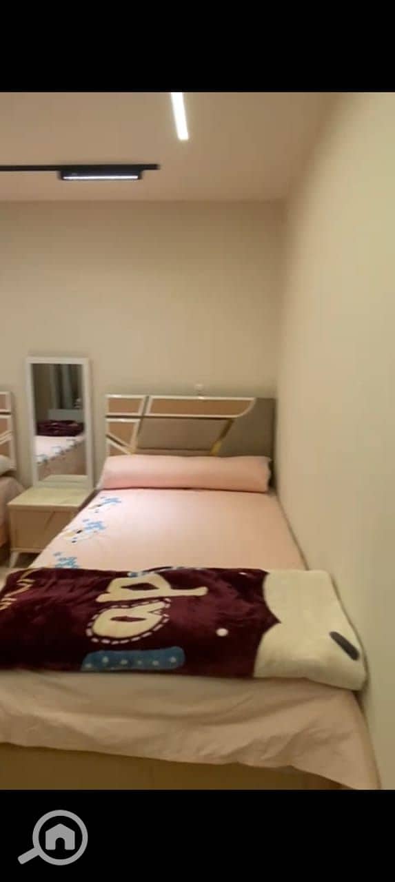 9 d632879b-772e-49c5-a088-c52bdde851ce. jpg