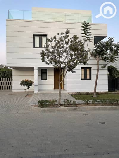 فیلا 6 غرف نوم للبيع في مدينة الشروق، القاهرة - tempImageLTmq7O. jpg