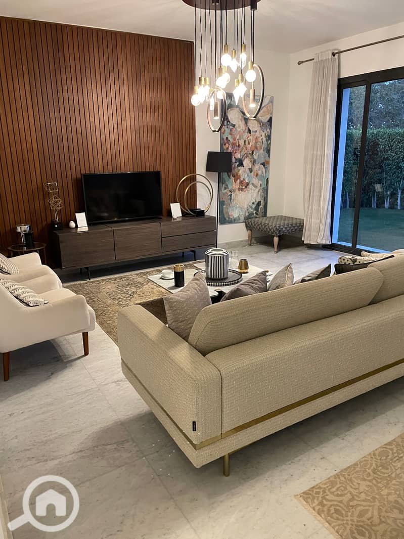 2 tempImageBxtlic. jpg