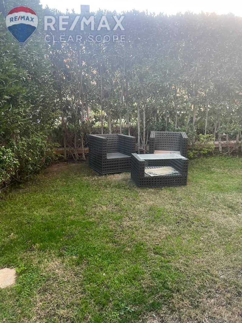 2 86475bf3-020f-4d47-bbb5-ac9b9a2ca85b. jpg