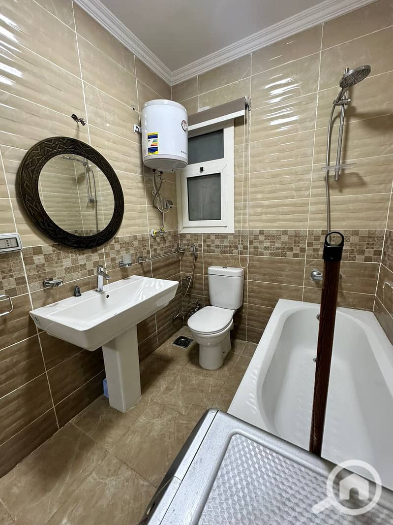 7 5d446186-5489-4c38-8ce1-c6b97ccc559b. jpeg