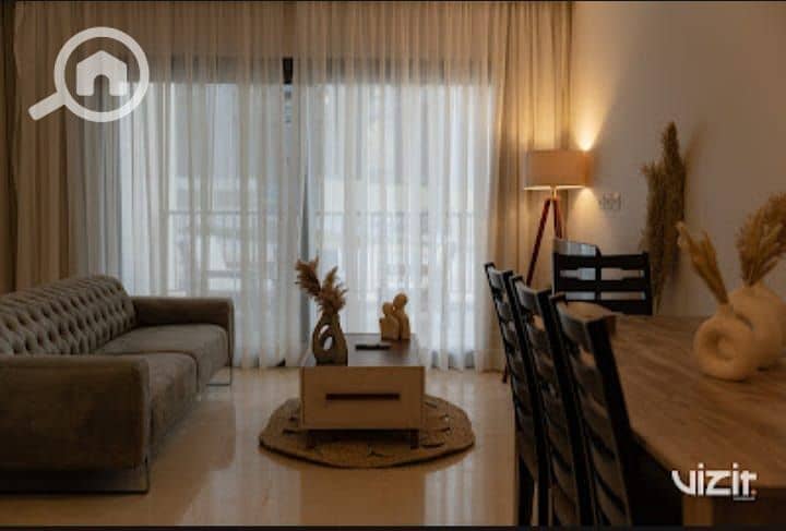 2 b2e0990c-1dcb-45a0-b974-0657b1109723. jpeg